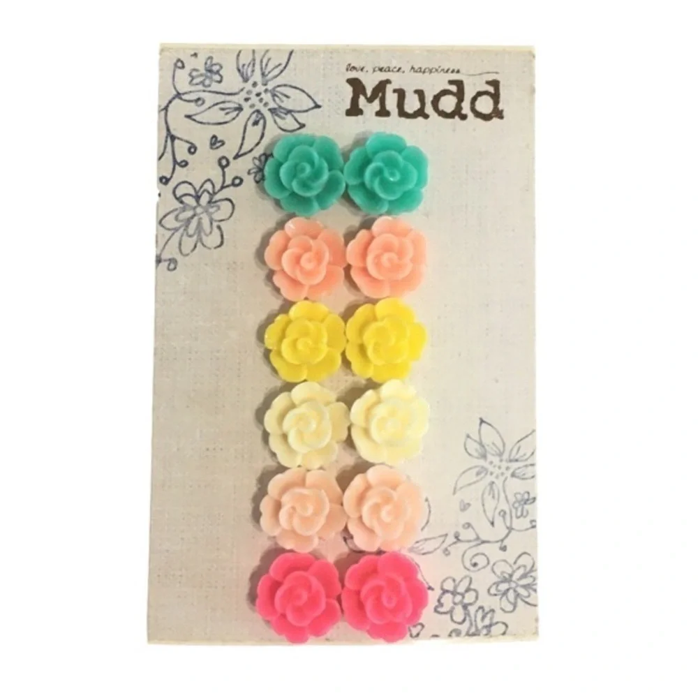 Mudd FLOWER EARRINGS SET OF‎ 6